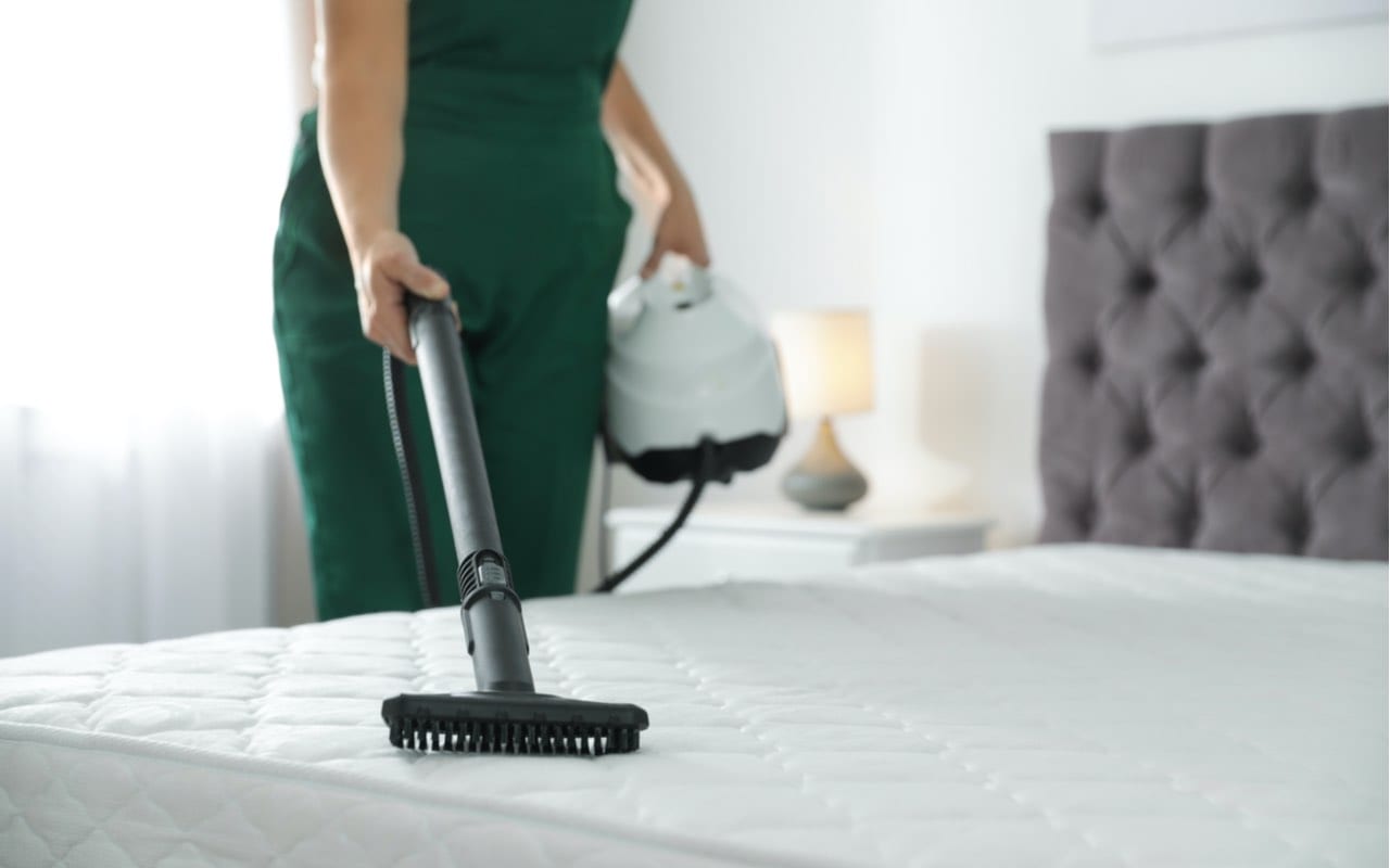 Mattress cleaning service